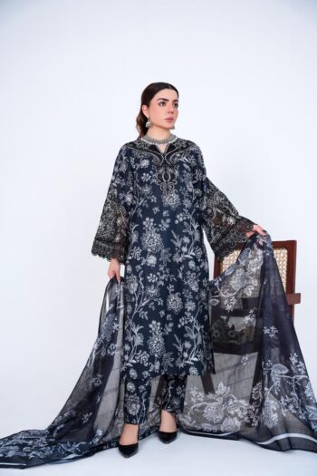 Zeenat-e-Sheher – Embroidered Swiss Lawn Suit